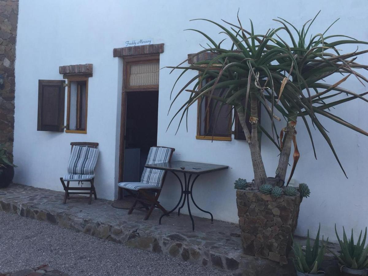 Villa Contessa Beaufort West Exteriör bild